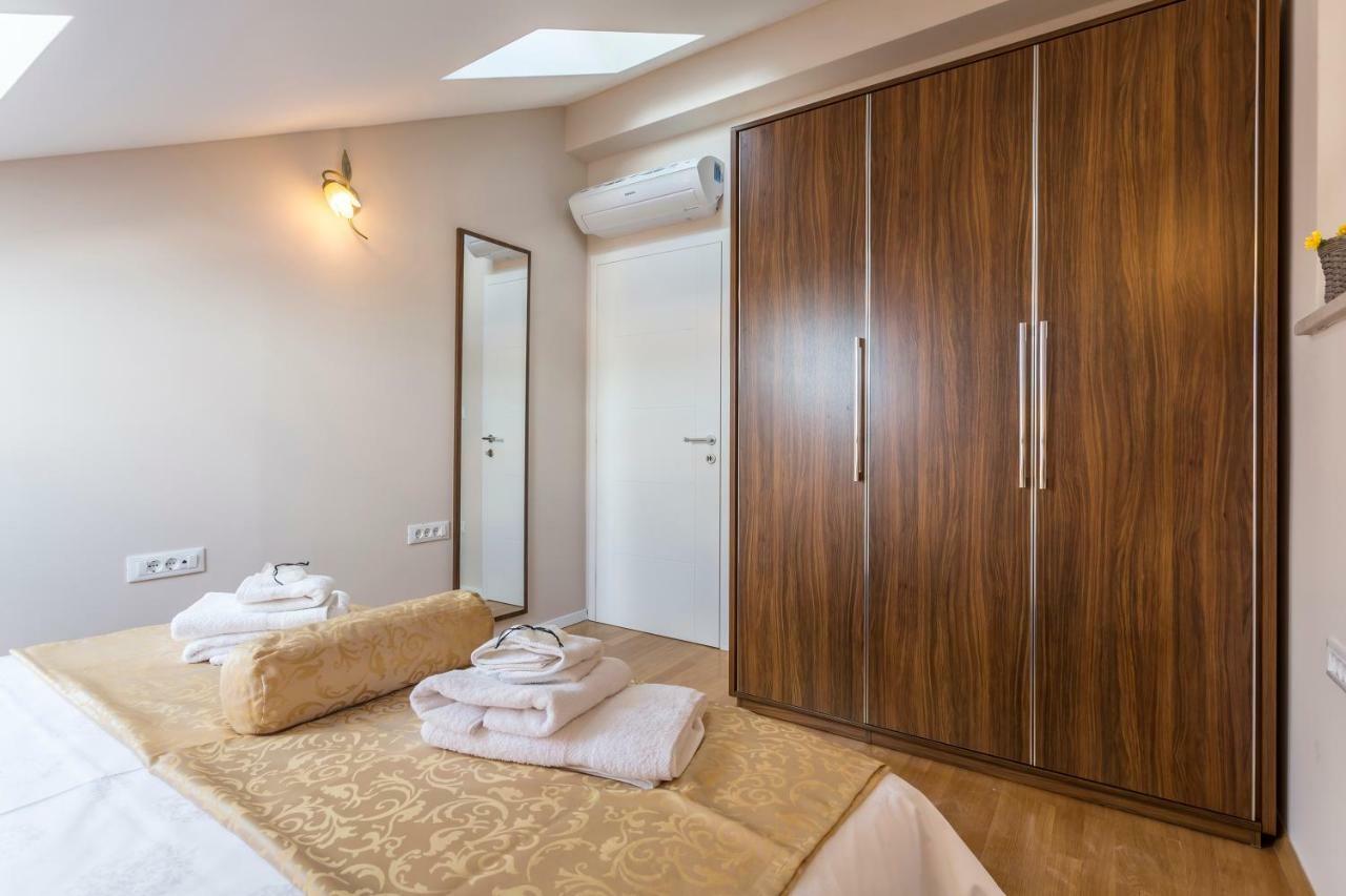 Villa Flores โรกอซนิซา ภายนอก รูปภาพ